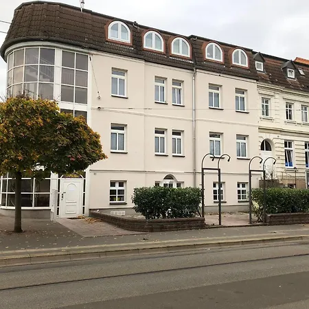 Hans & Franz Zimmervermietung Schwerin  Exterior photo